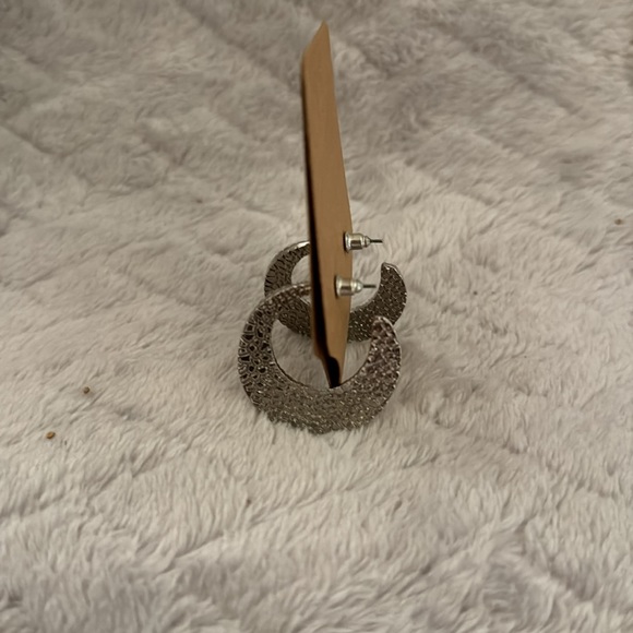 Silver hoops - Picture 4 of 4